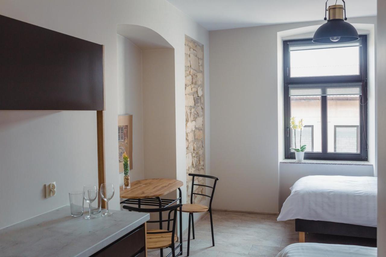 Pod Jasna 28 Daire Çestohova Dış mekan fotoğraf